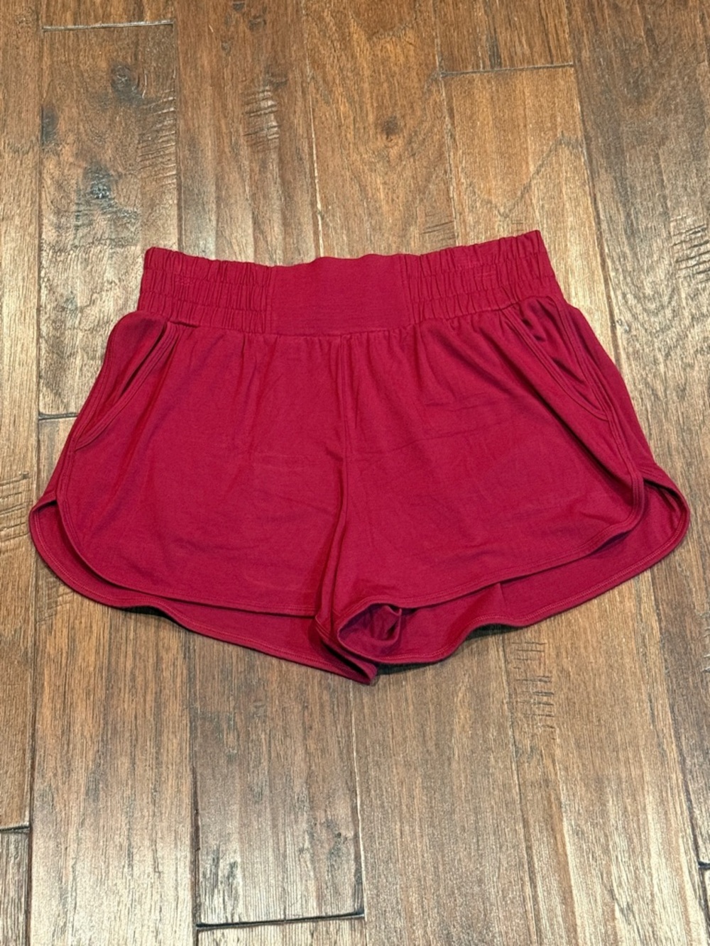 Medium FABLETICS Women's Casual Elastic-Waist Burgundy Shorts